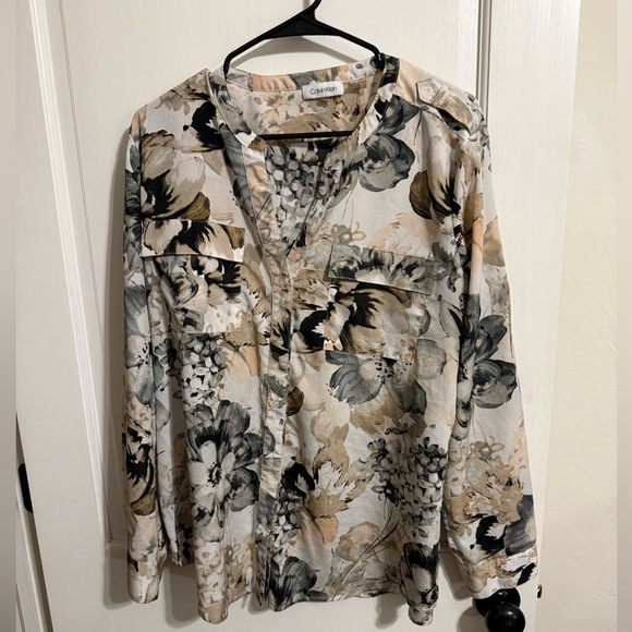 Calvin Klein Women's Floral Blouse - Black and Blush - Picture 1 of 8